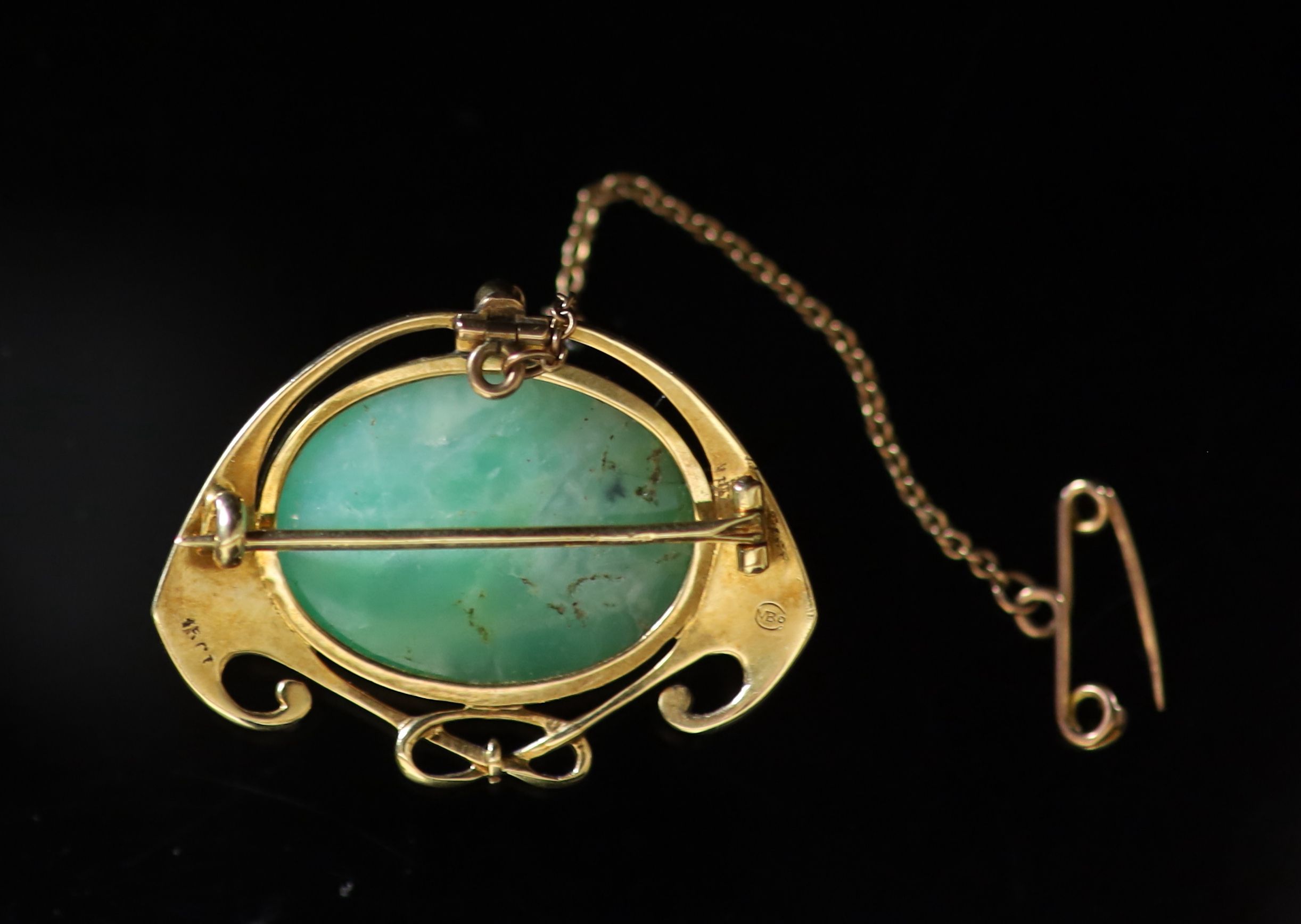 An Edwardian Art Nouveau Murrle Bennett 15ct gold, seed pearl and cabochon jade set pendant brooch